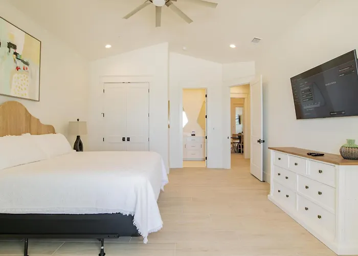 Seaside East And West 2 - 24 Bedrooms Holiday home Gulf Shores